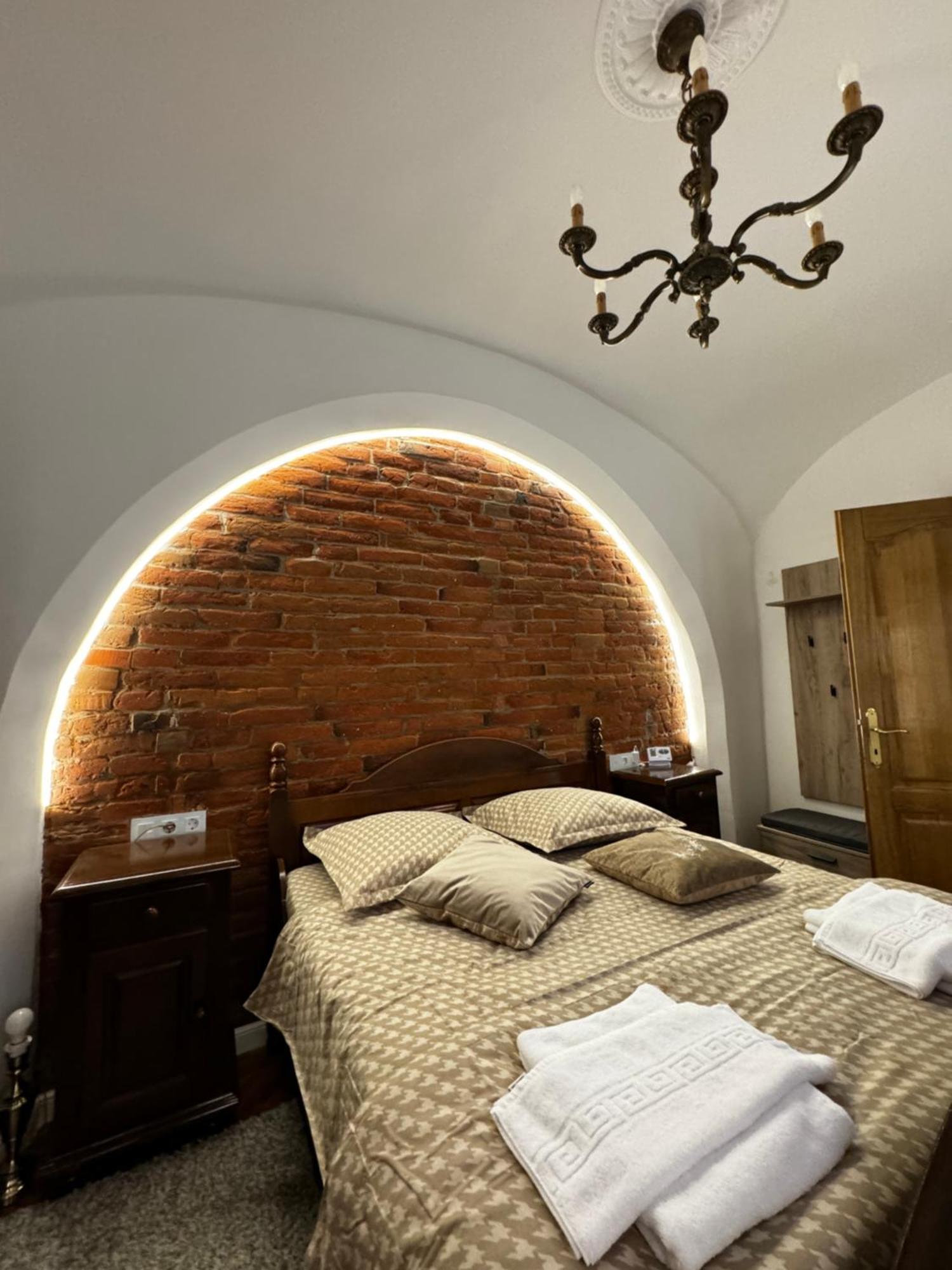 Balcescu Central Residence Hermannstadt Zimmer foto